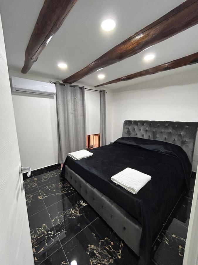 Giovanni Luxury Suites Napoli Dış mekan fotoğraf