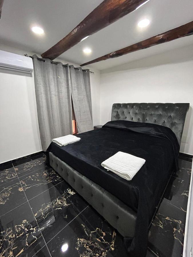 Giovanni Luxury Suites Napoli Dış mekan fotoğraf