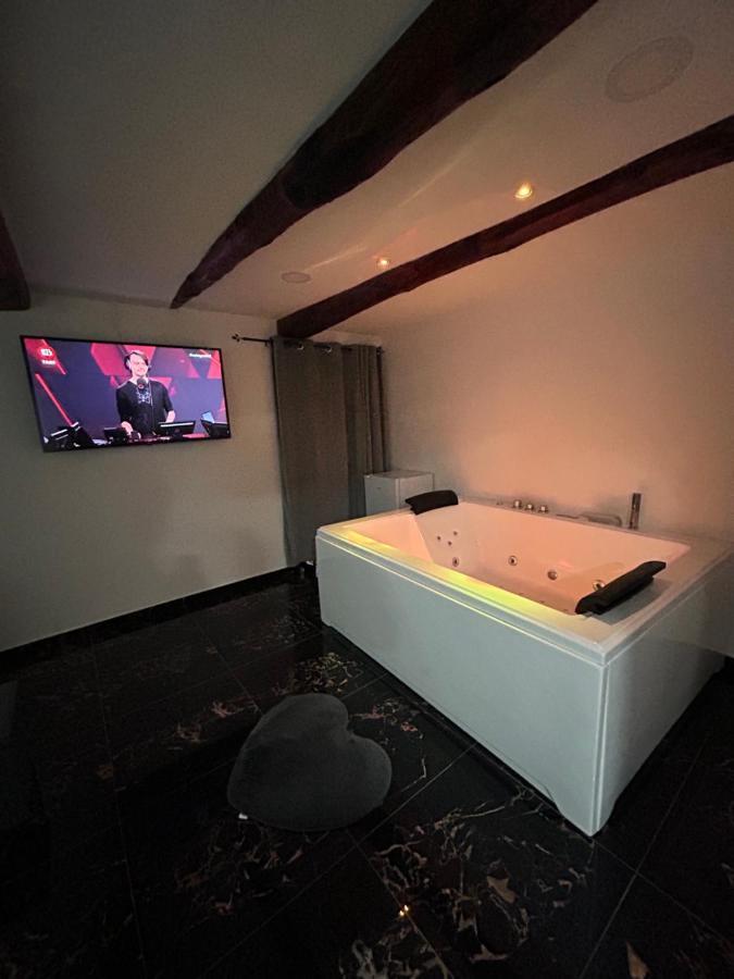 Giovanni Luxury Suites Napoli Dış mekan fotoğraf