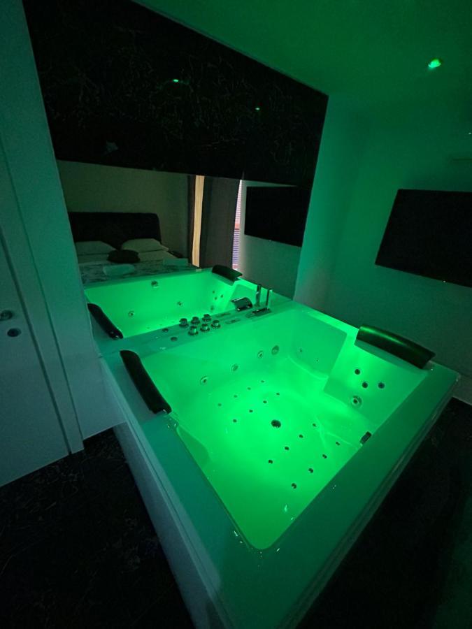 Giovanni Luxury Suites Napoli Dış mekan fotoğraf