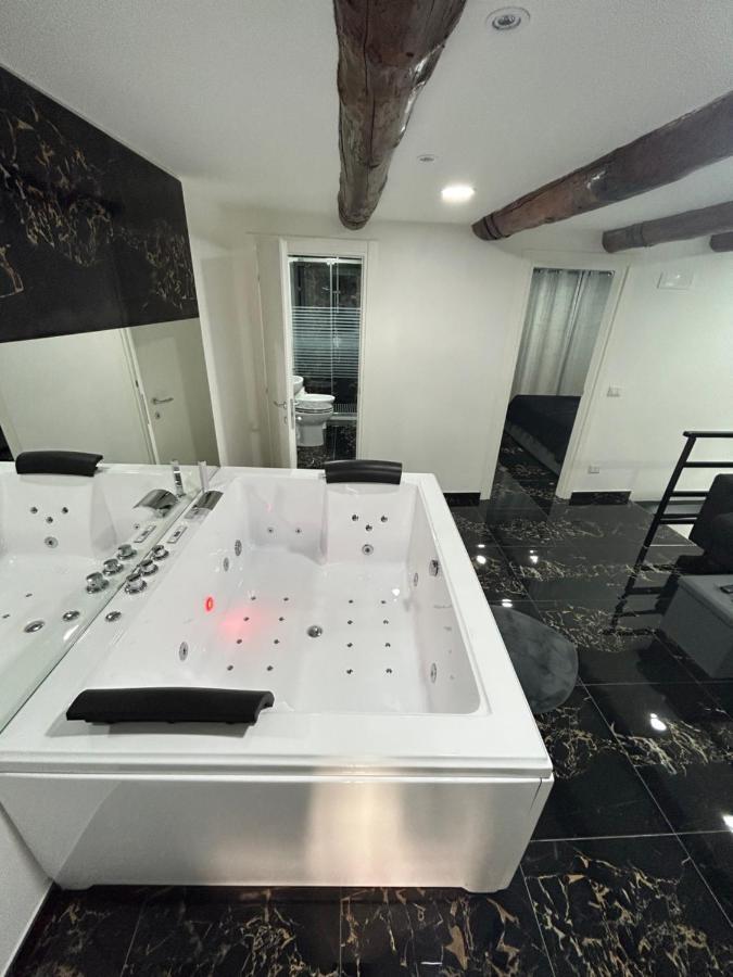 Giovanni Luxury Suites Napoli Dış mekan fotoğraf