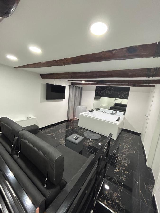 Giovanni Luxury Suites Napoli Dış mekan fotoğraf