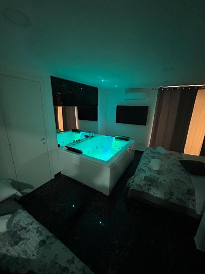 Giovanni Luxury Suites Napoli Dış mekan fotoğraf