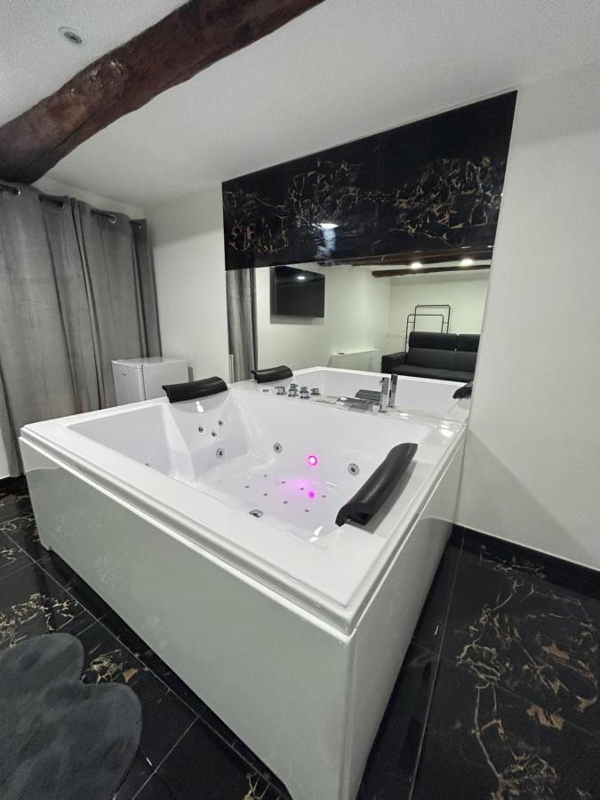Giovanni Luxury Suites Napoli Dış mekan fotoğraf